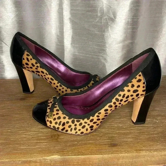 Coach Poppy Women’s 7B Patent Black Leather Animal Print Fur Heels - Picture 2 of 9